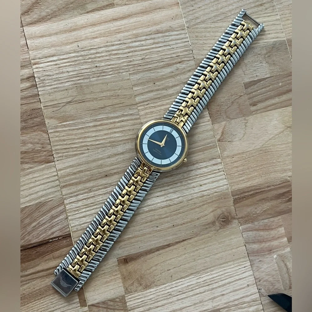 Seiko Phoenix Rare Vintage Watch Blue and Pearl Dial Two-Tone Bracelet Stunning